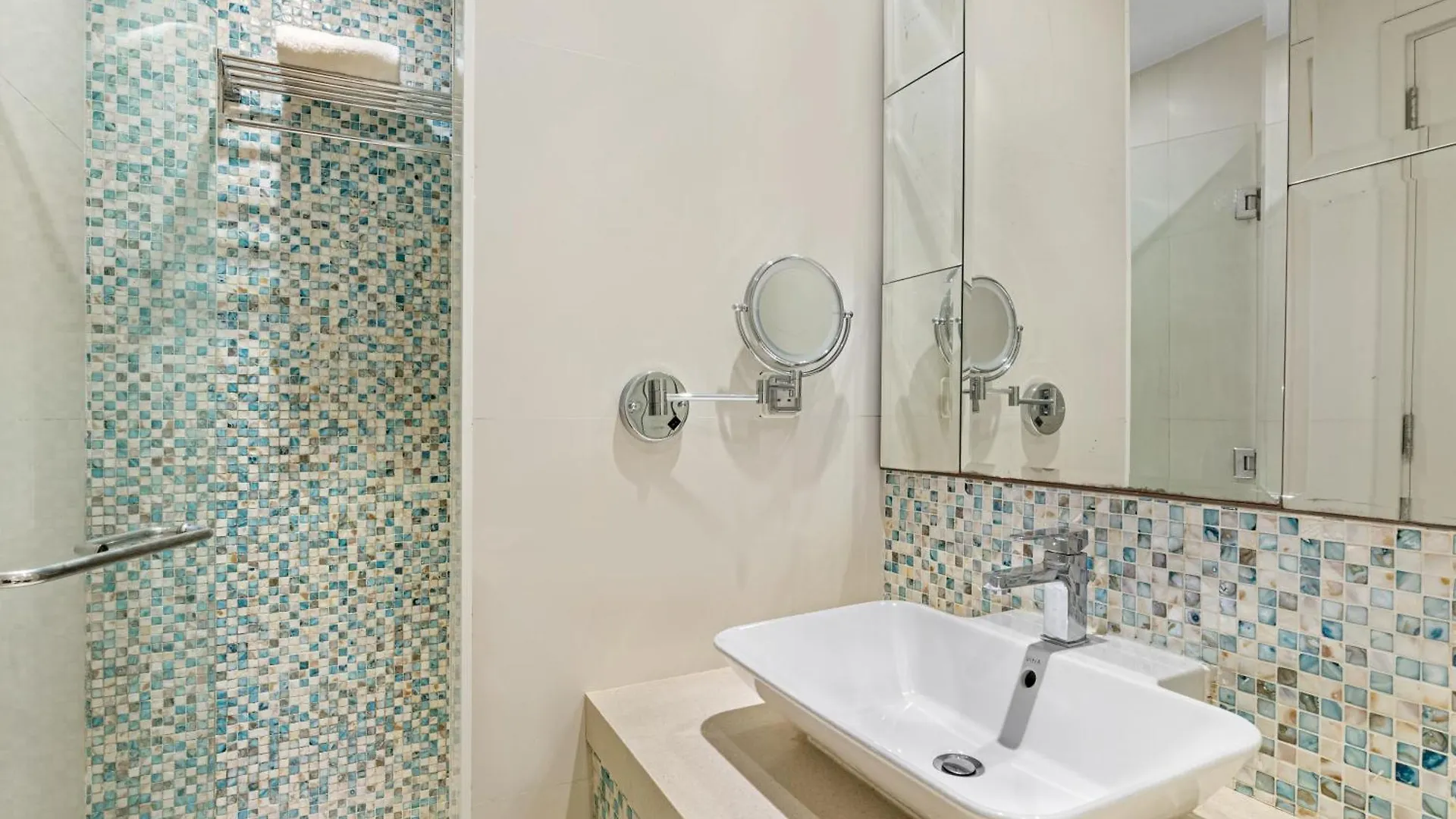 Hotel Rixos Obhur Jeddah Resort & Villas